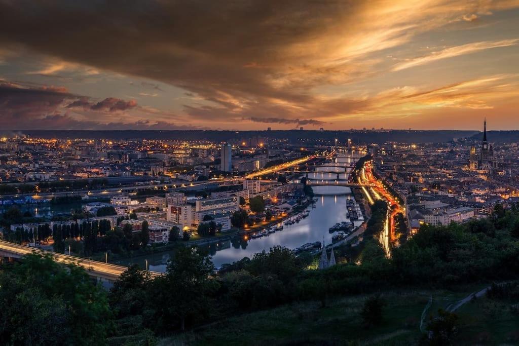 Yser Руан Екстериор снимка